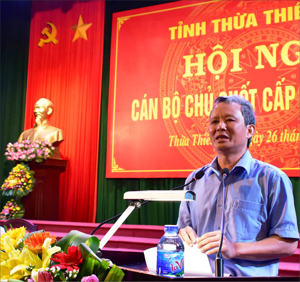 Bí thư tỉnh ủy Lê Trường Lưu phát biểu tại hội nghị
